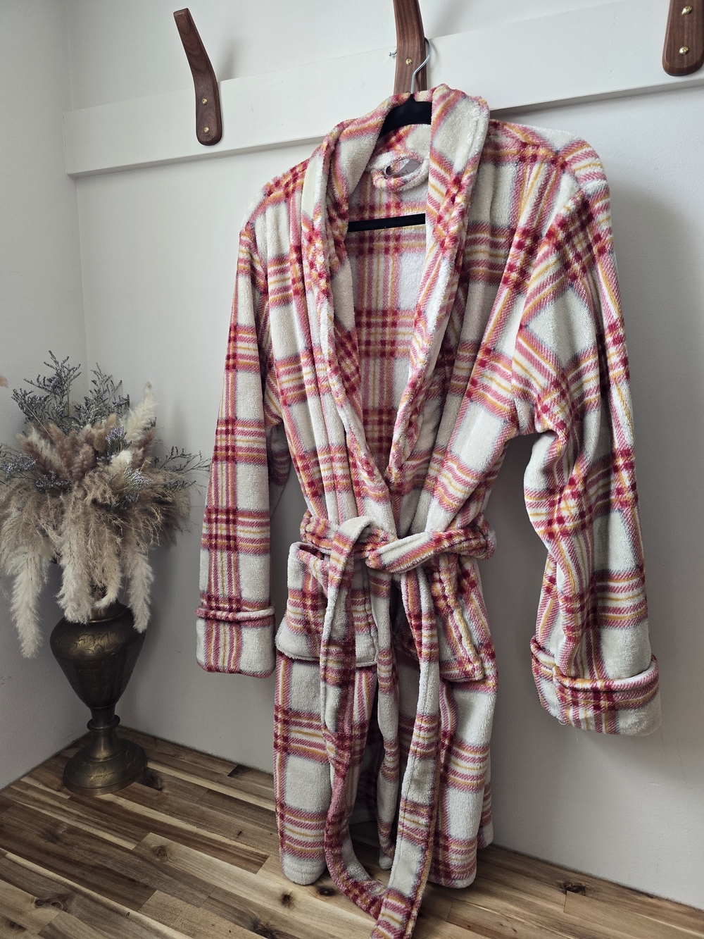 Amari Plush Plaid Fleece Robe in Cream, Red & Yellow